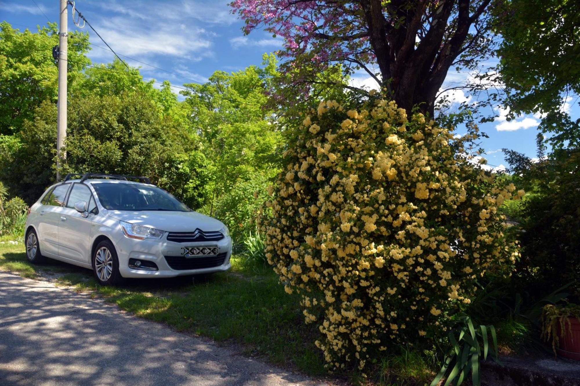 Vila Hisa V Travniku Smartno Exteriér fotografie